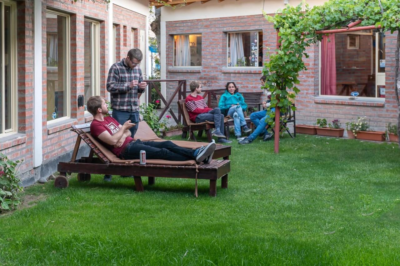 La Tosca Hostel Puerto Madryn Dış mekan fotoğraf