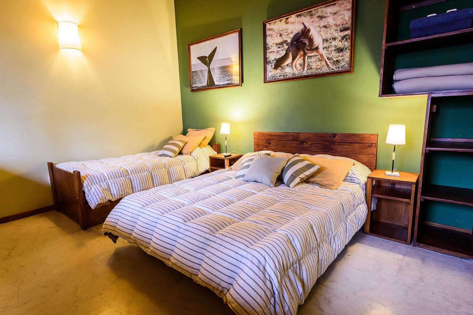 La Tosca Hostel Puerto Madryn Dış mekan fotoğraf