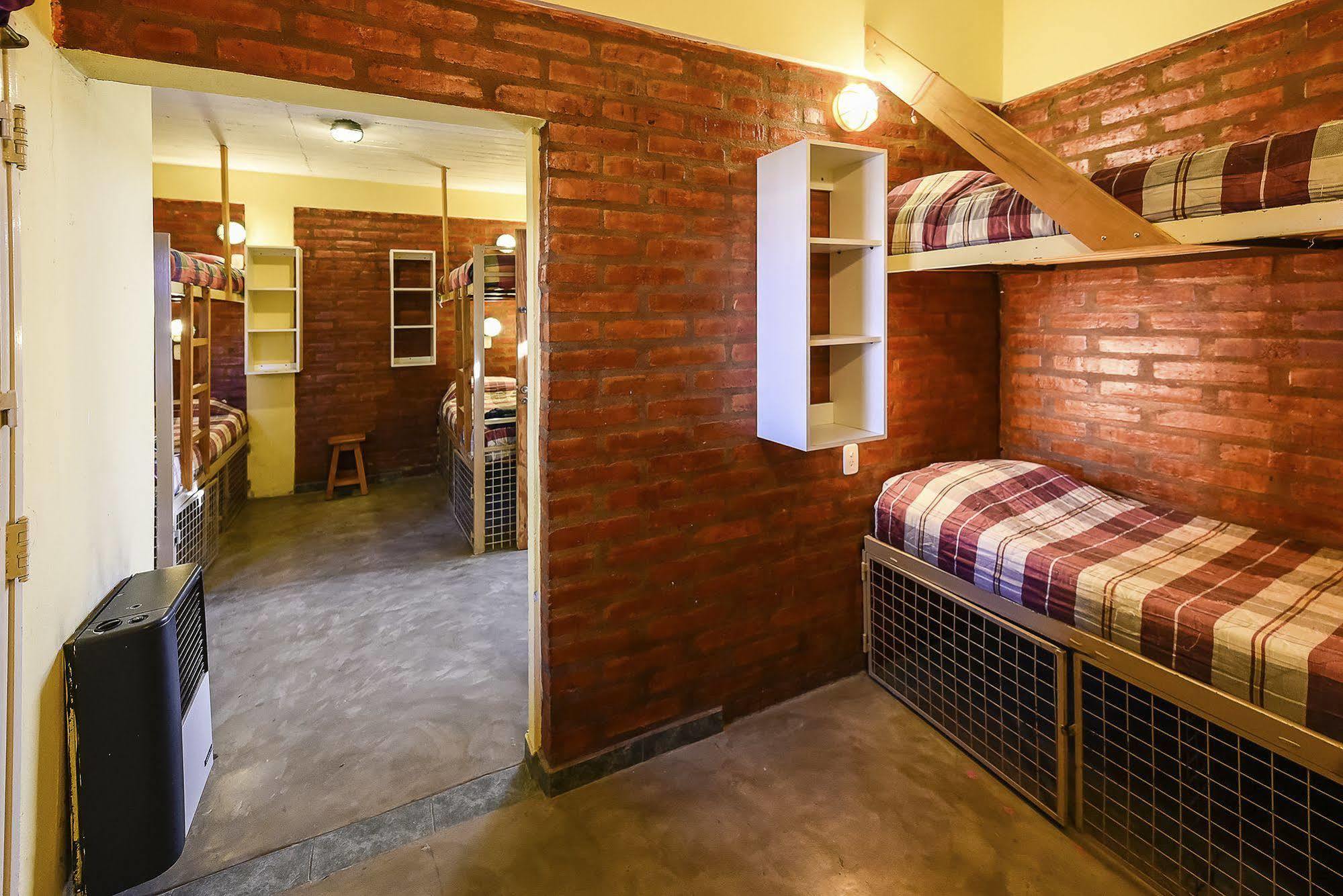 La Tosca Hostel Puerto Madryn Dış mekan fotoğraf