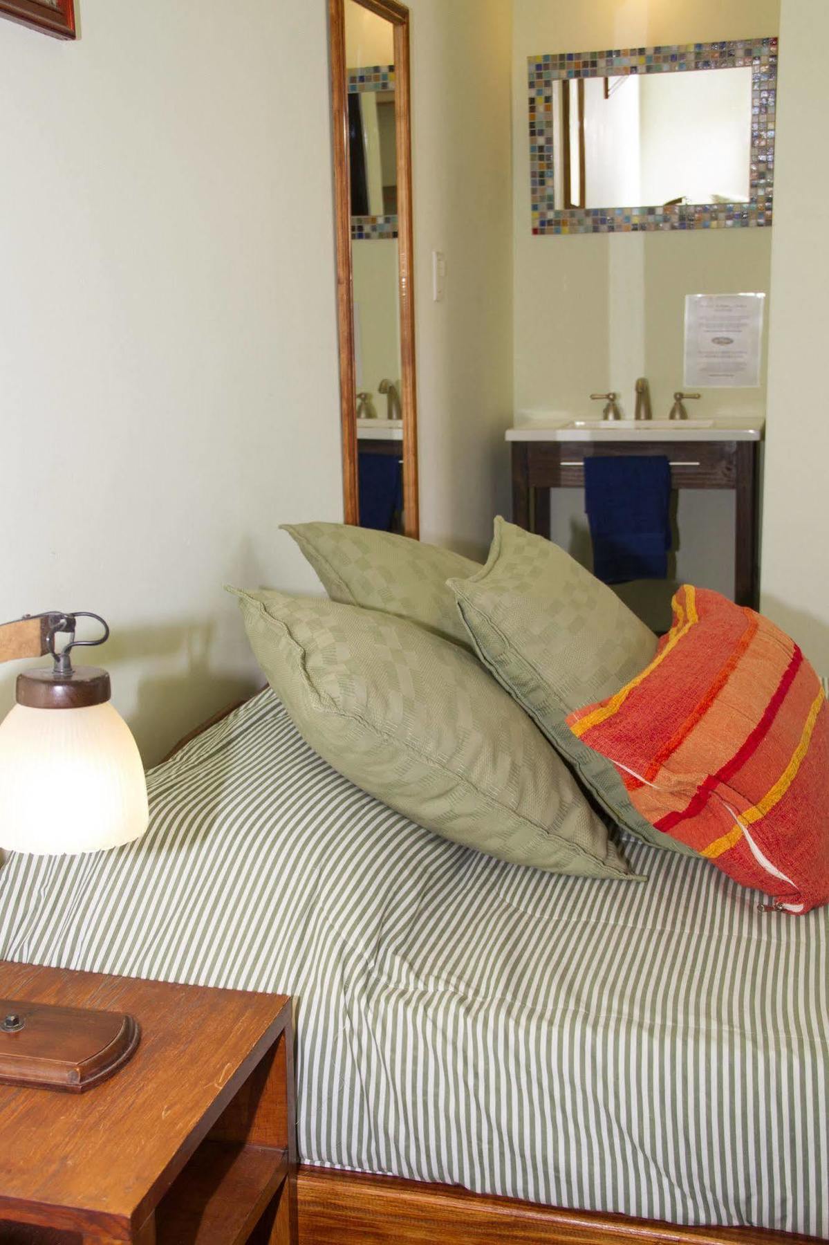 La Tosca Hostel Puerto Madryn Dış mekan fotoğraf