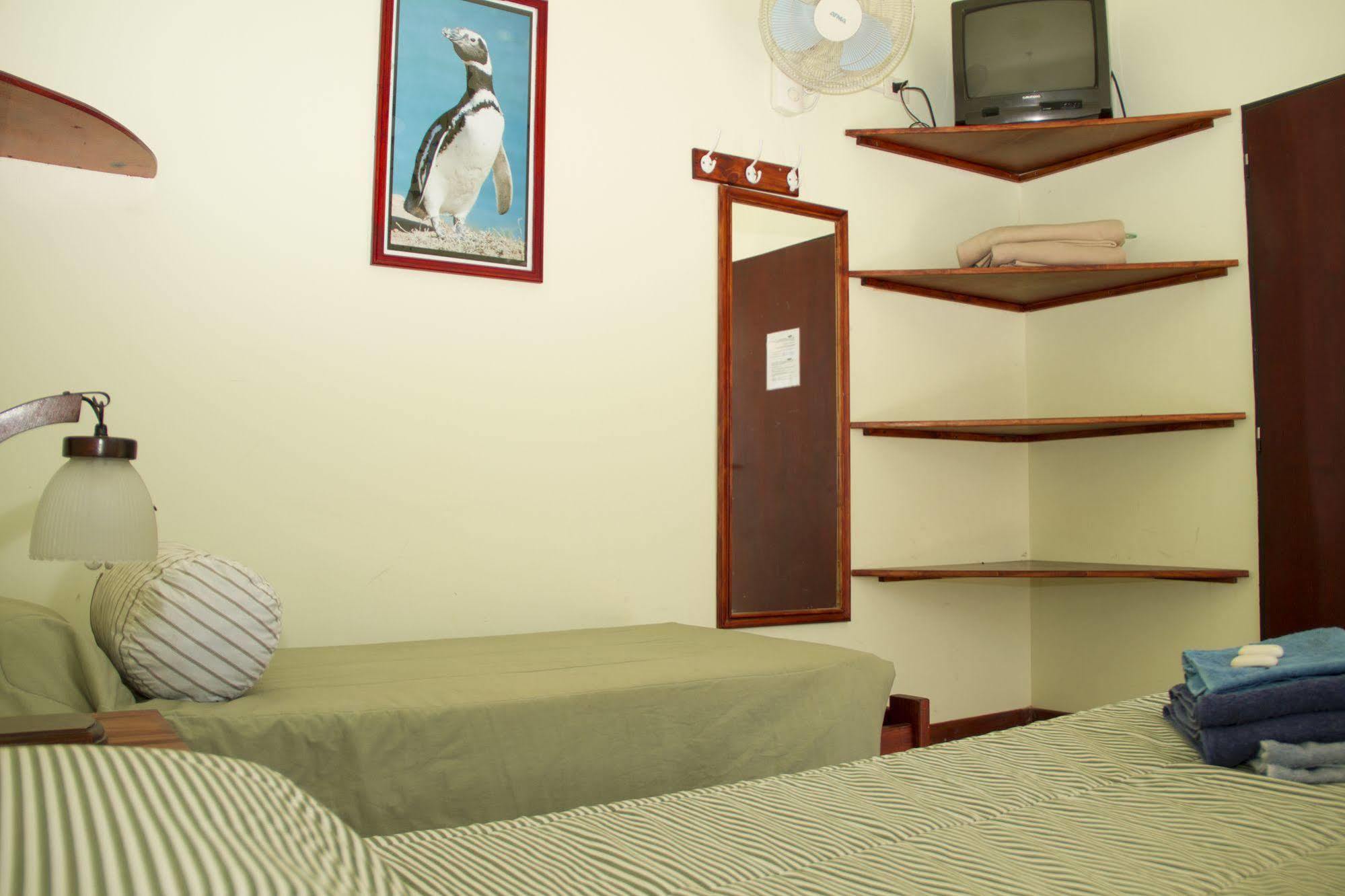 La Tosca Hostel Puerto Madryn Dış mekan fotoğraf